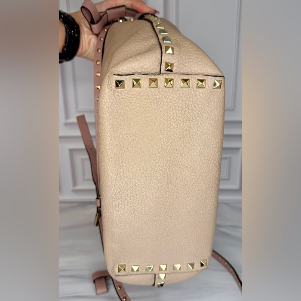 Valentino Garavani Rockstud Beige & Pink Crossbody Bag | Leather | Gold Studs - Picture 6 of 8